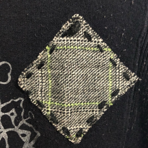 Nick & Mo Medium Black Sweater vest with white graphics and patches - Picture 4 of 13